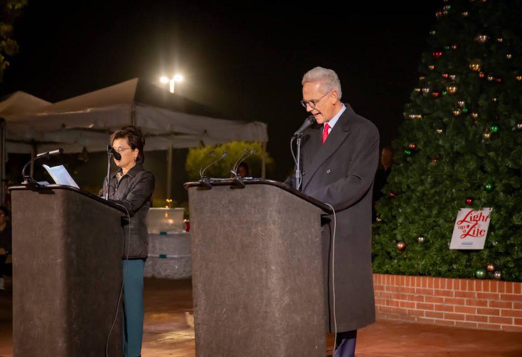 Tree Lighting-37